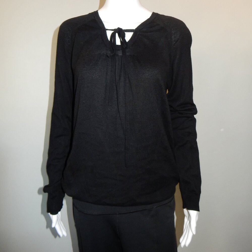 GAP Women's Tie Front Top Black Lightweight Sweater Large UEC